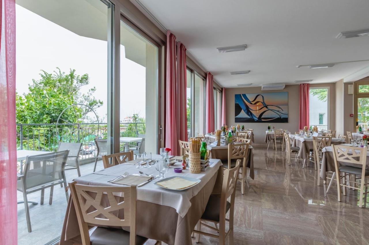 Hotel Silver Milano Marittima Esterno foto