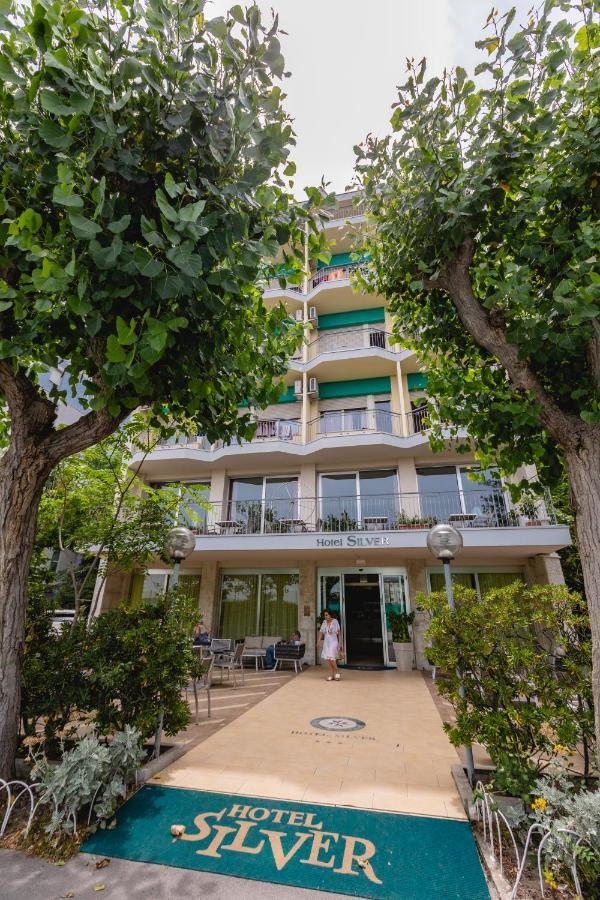 Hotel Silver Milano Marittima Esterno foto