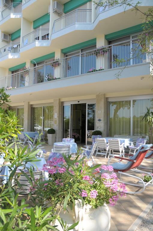 Hotel Silver Milano Marittima Esterno foto
