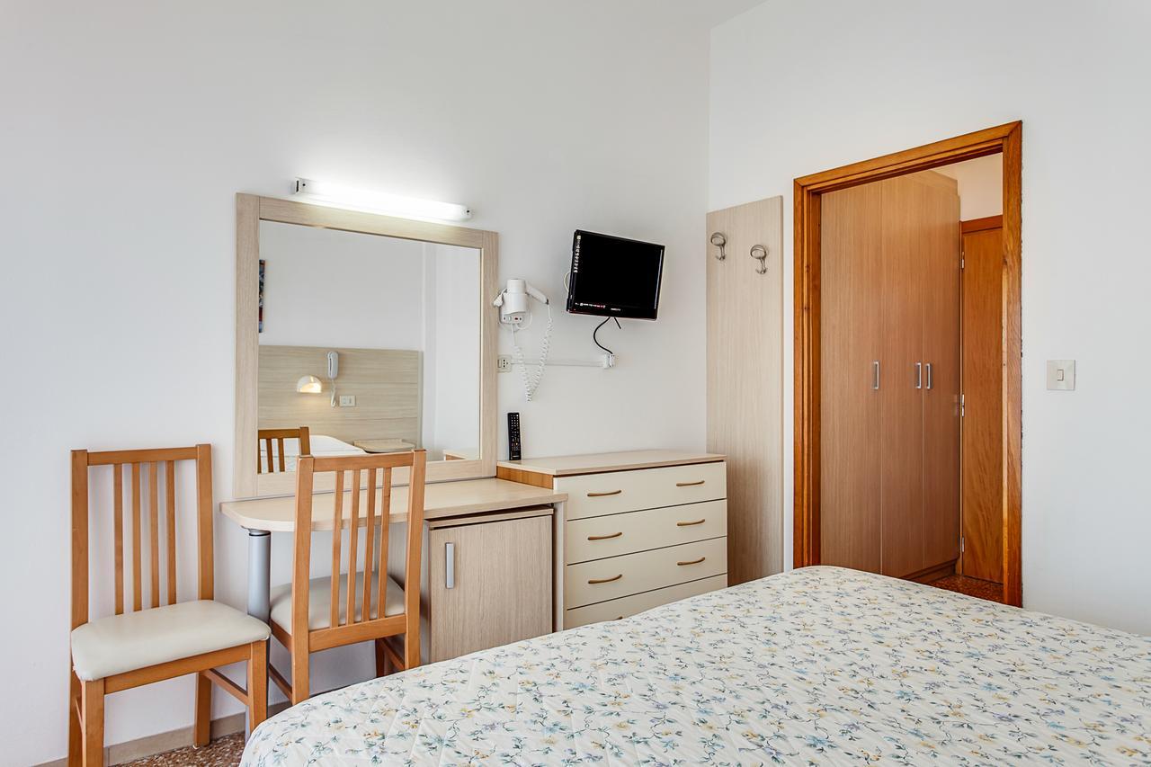Hotel Silver Milano Marittima Esterno foto