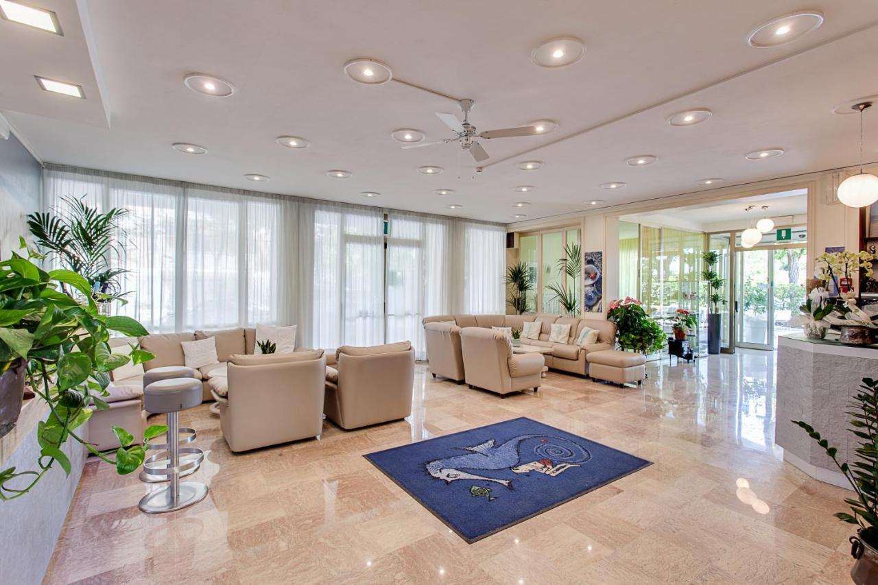 Hotel Silver Milano Marittima Esterno foto