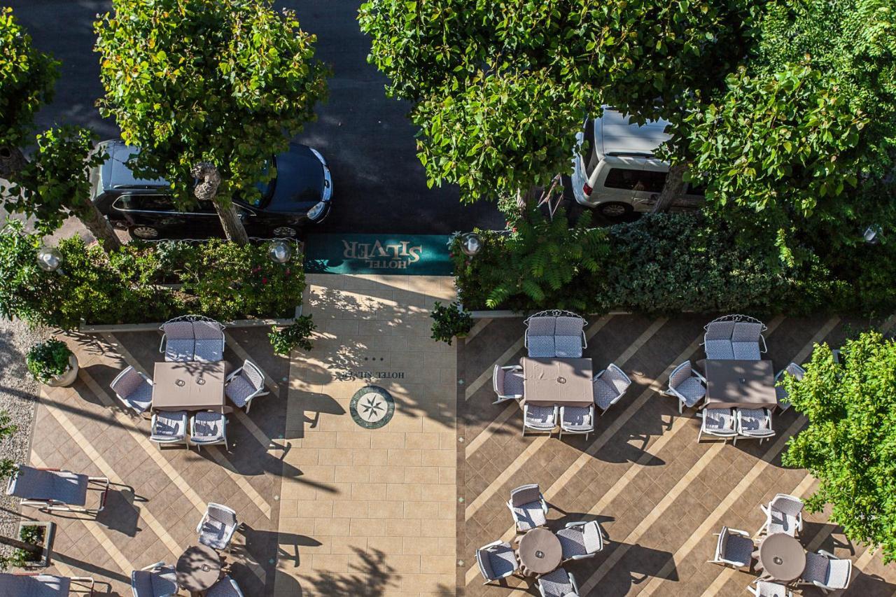 Hotel Silver Milano Marittima Esterno foto