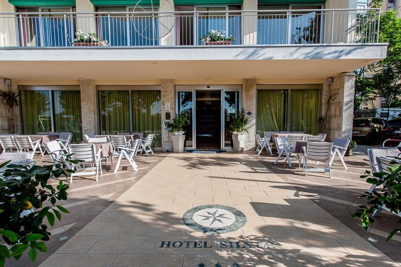 Hotel Silver Milano Marittima Esterno foto