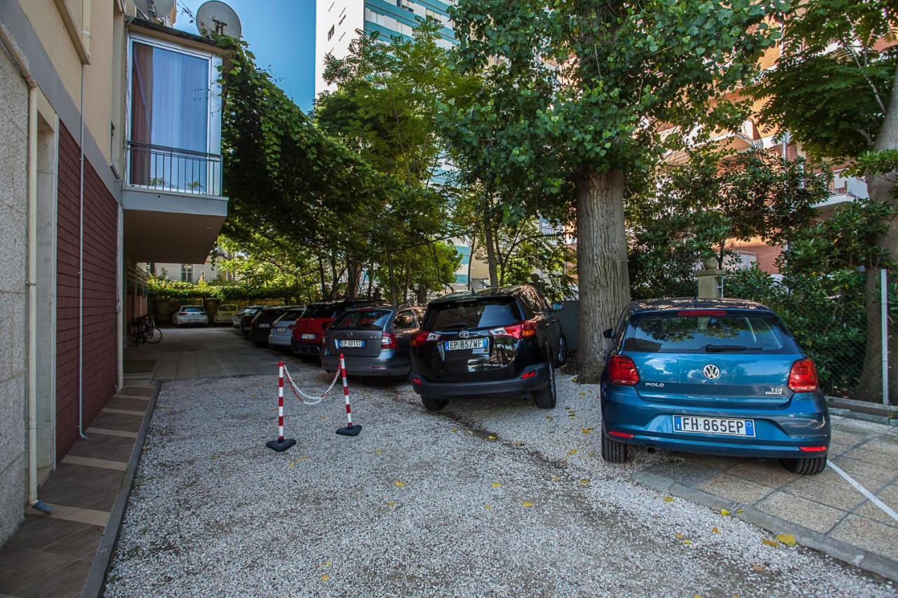 Hotel Silver Milano Marittima Esterno foto